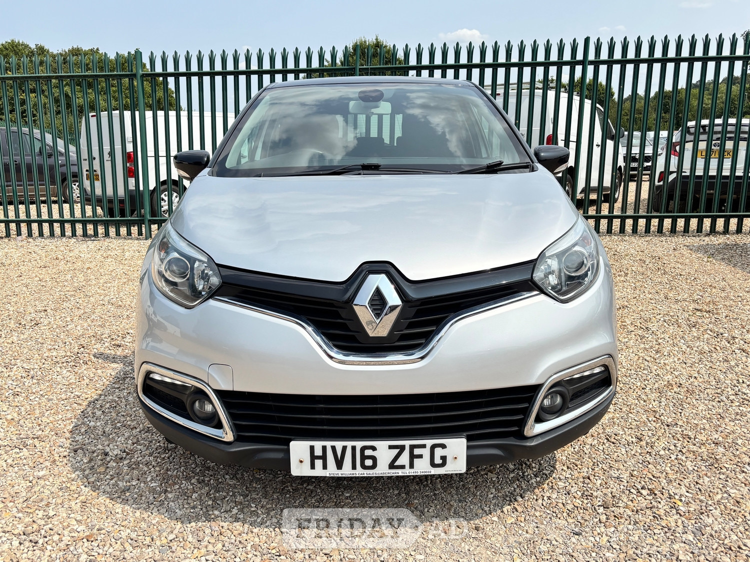 [ berth ]Renault Captur