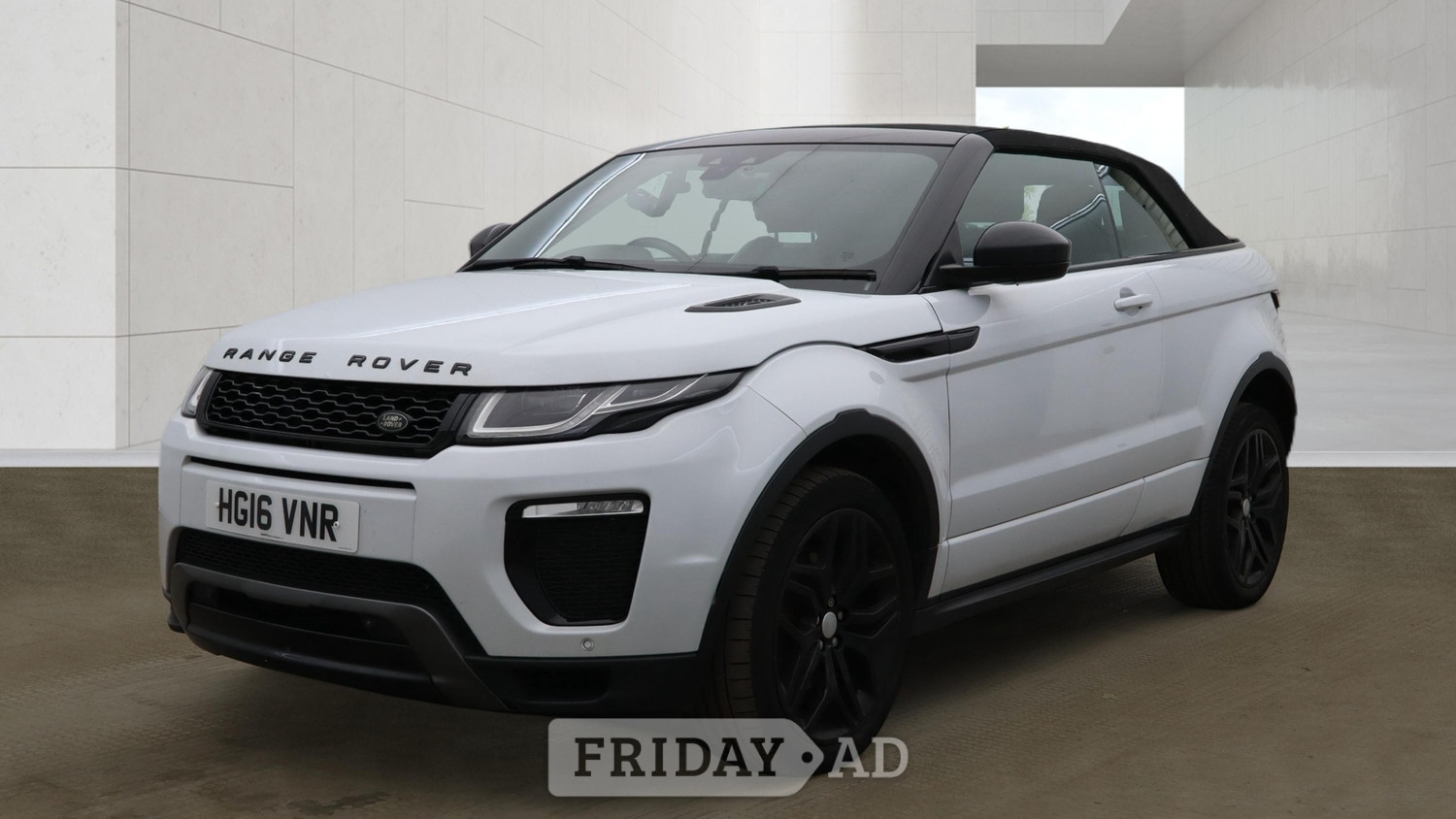 [ berth ]Land Rover Range Rover Evoque