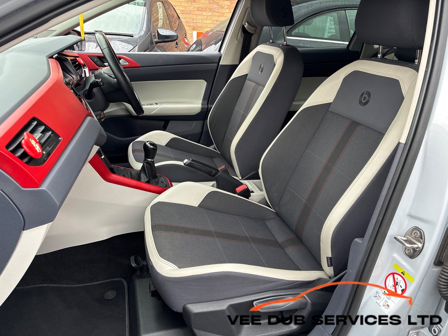 Volkswagen Polo 2018 - Cars in Leicester