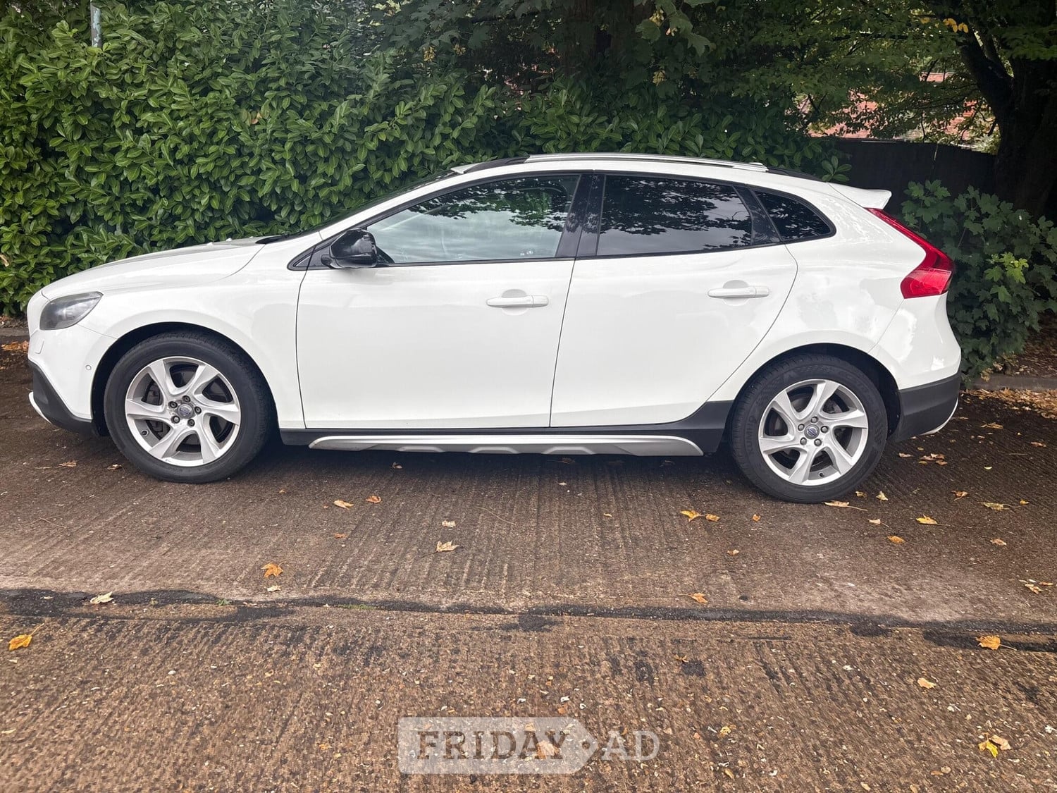 Volvo V40 Cross Country High Wycombe