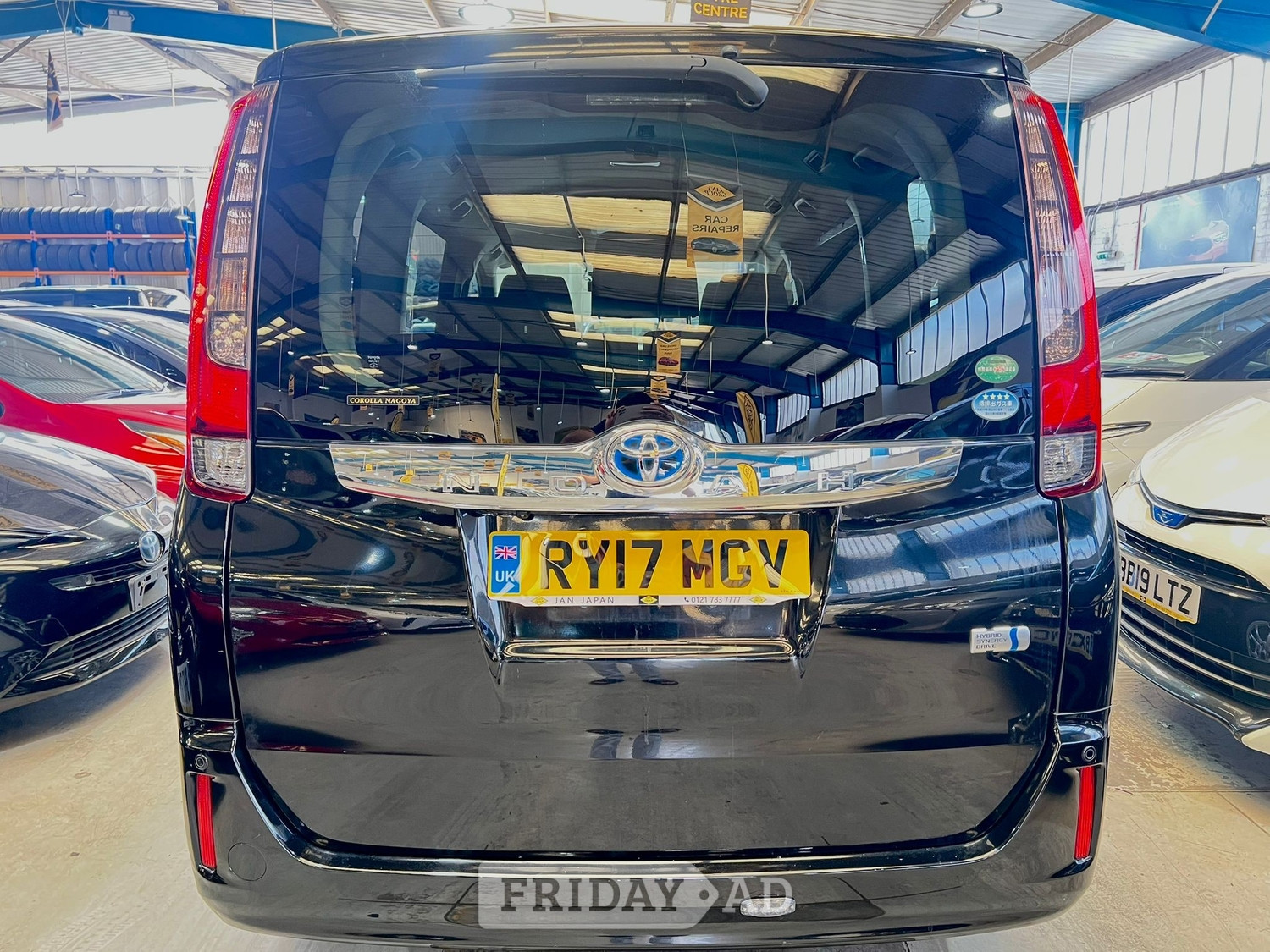 Toyota Noah 2017 - Cars in Birmingham
