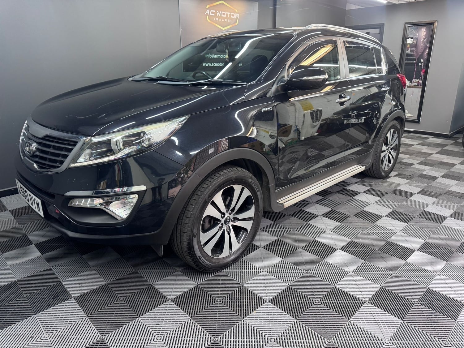 [ berth ]Kia Sportage