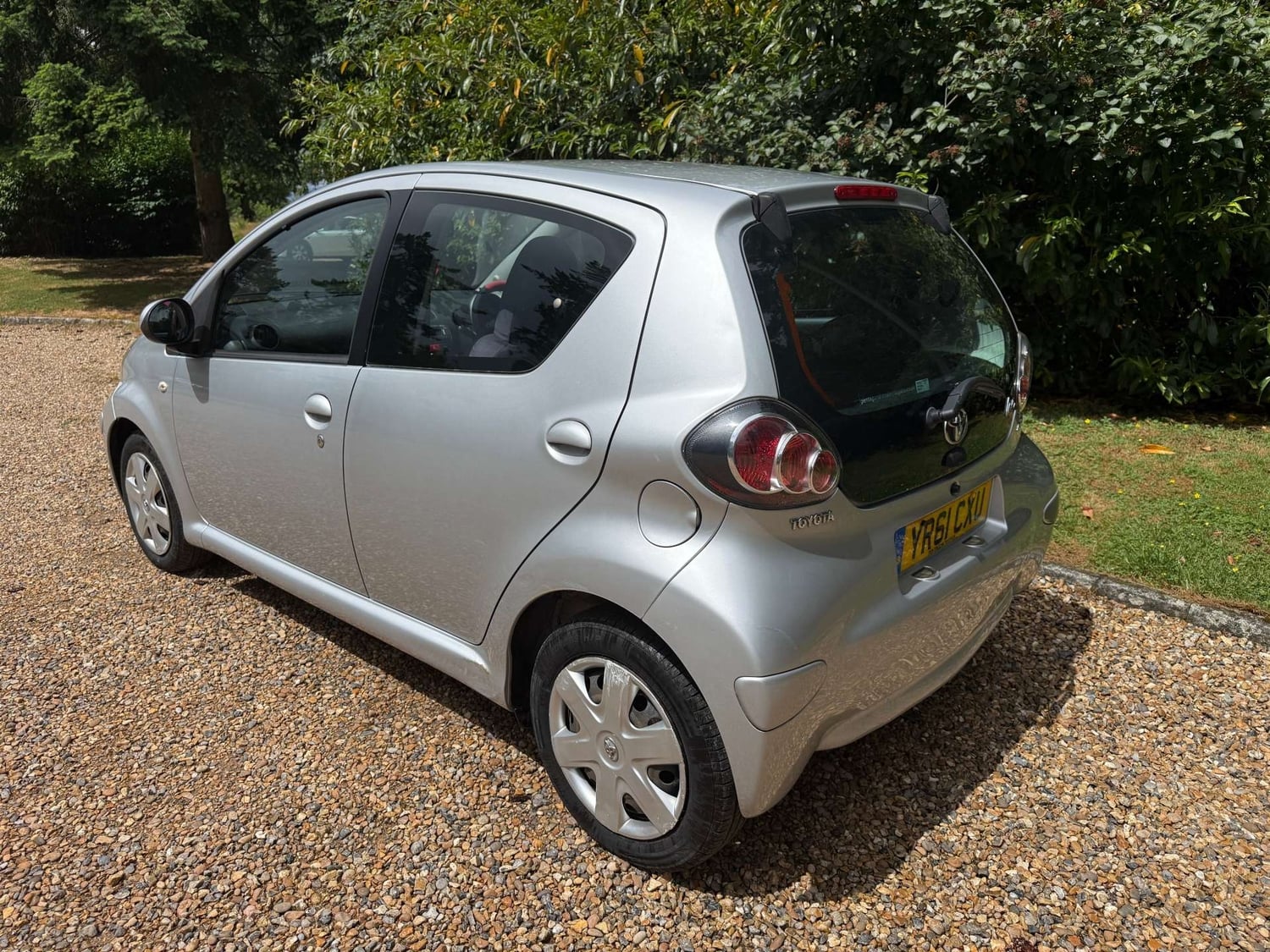 Toyota Aygo 2011 - Cars in Leatherhead