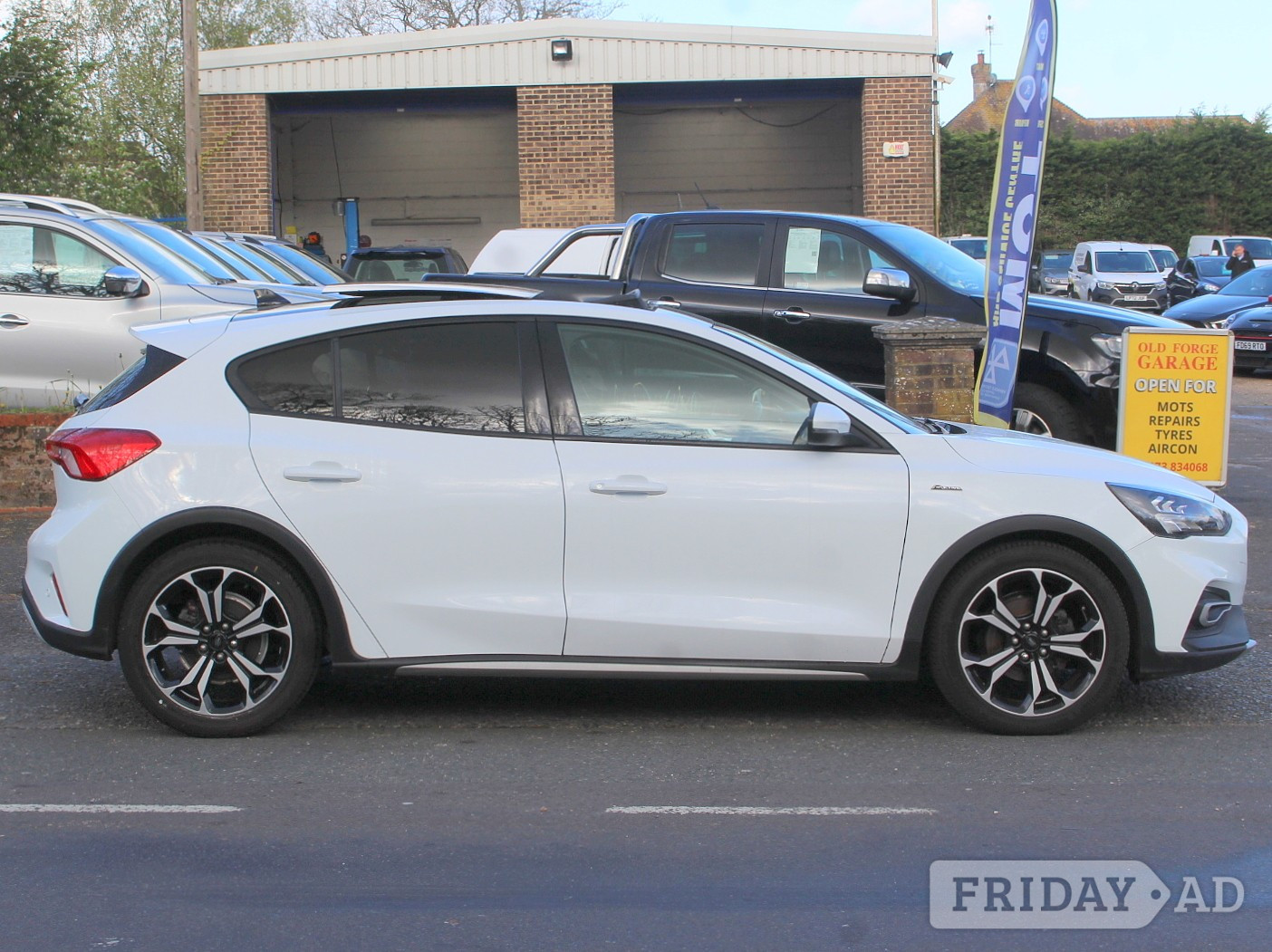 Ford Focus 2021 - Cars