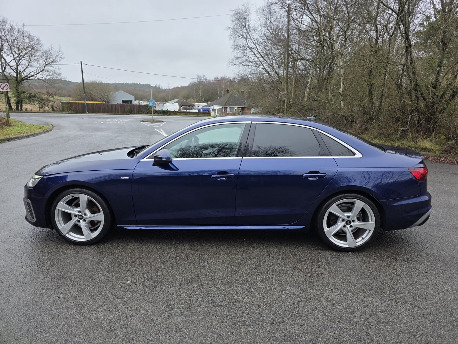 Audi A4 2021 - Cars