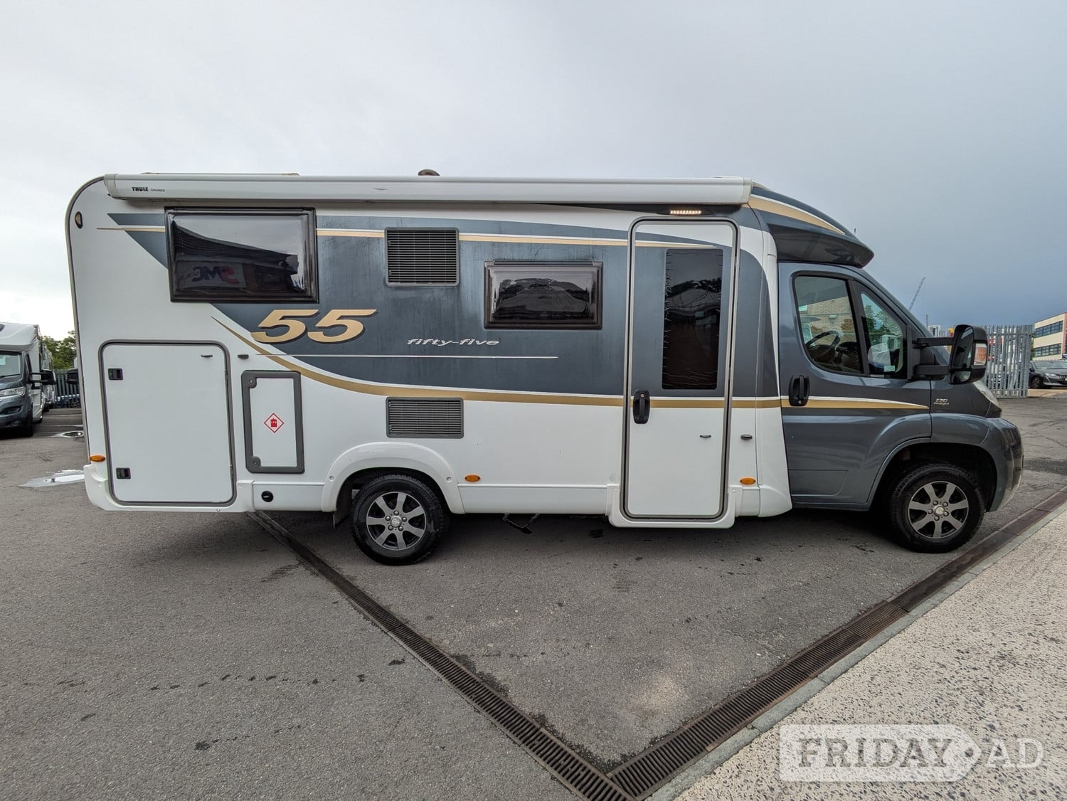 Burstner Nexxo T690 G Bracknell