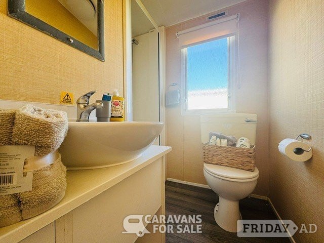 Willerby Magnum 2010 for sale - Holiday Homes