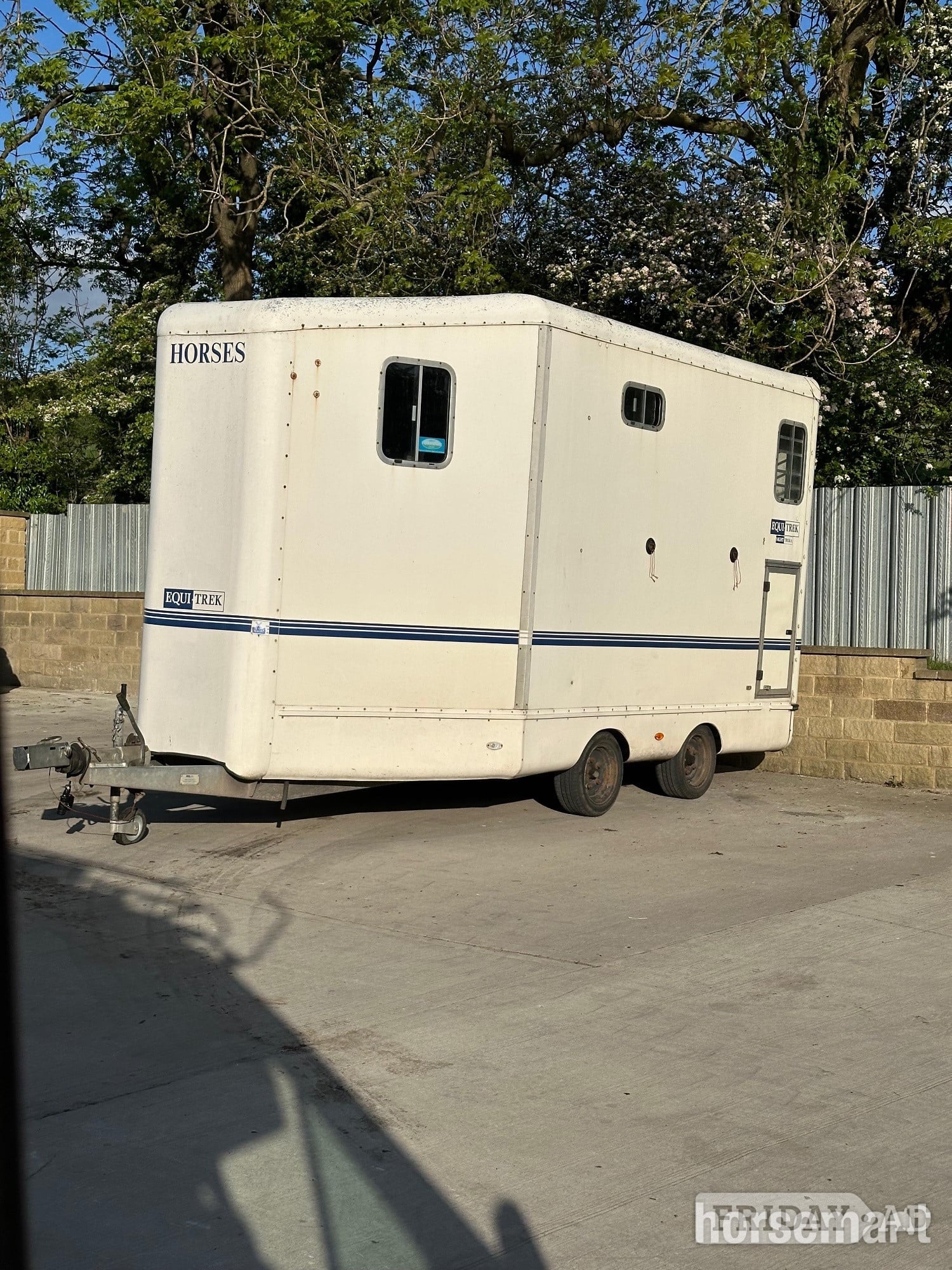Equi-Trek Night-Treka  Horse Trailer in Gildersome