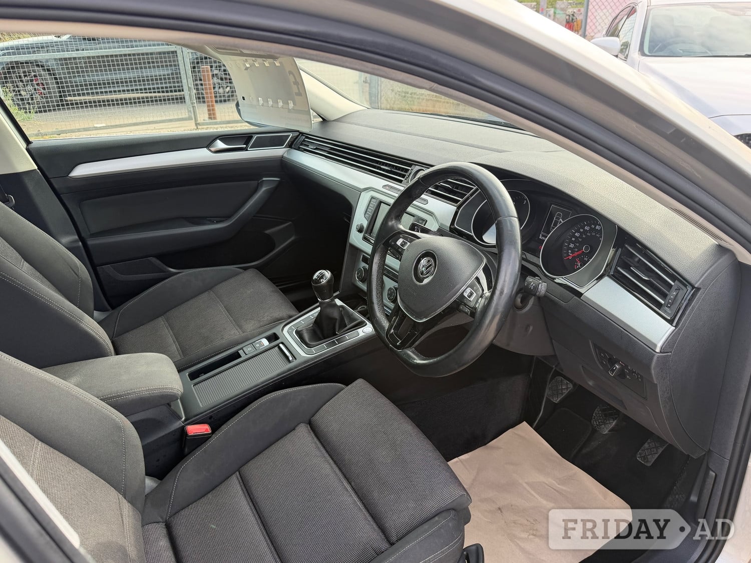 Volkswagen Passat 2015 - Cars in Exeter