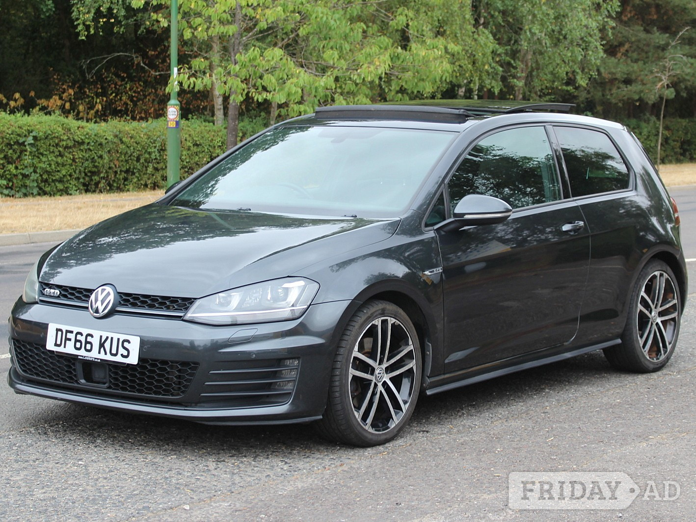 Volkswagen Golf 2016 in Hassocks