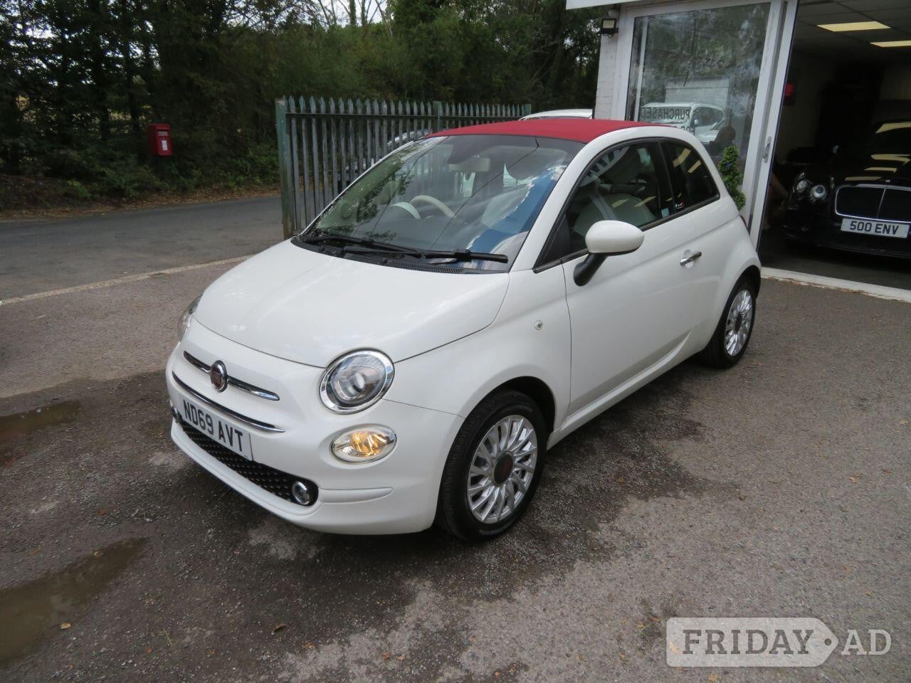 2019 FIAT 500C 1.2 Lounge Convertible 2dr Petrol Manual Euro 6 (s/s) (69 bhp) APPLE CARPLAY / ANDROID AUTO + DAB - Cars in Horsham