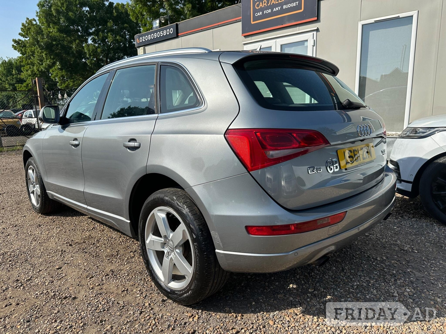 Audi Q5 2011 - Cars in Sunbury-On-Thames