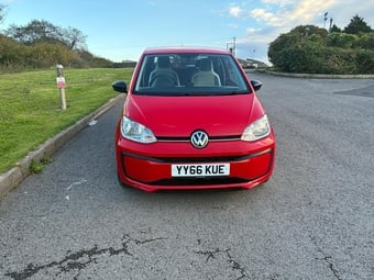 Volkswagen UP! 2016