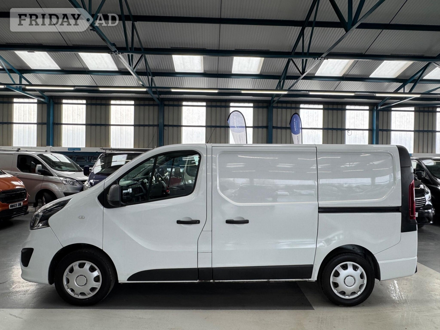Vauxhall Vivaro 2019 - Vans & Commercial Vehicles in Bolton
