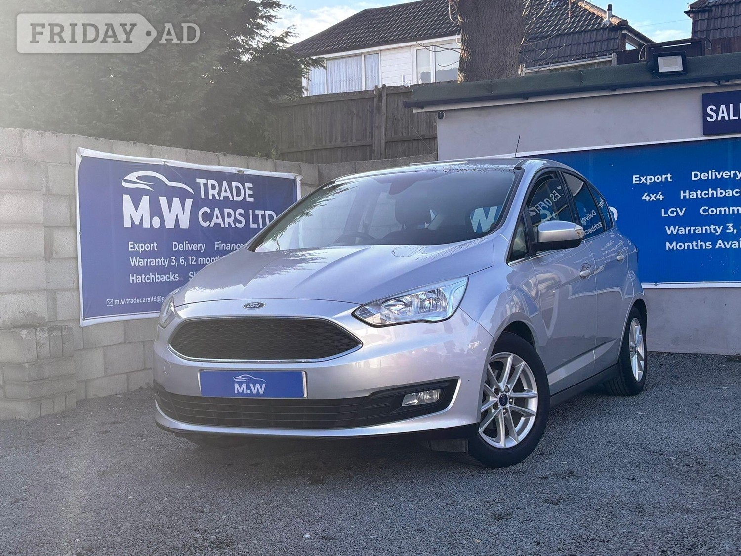 [ berth ]Ford C-MAX
