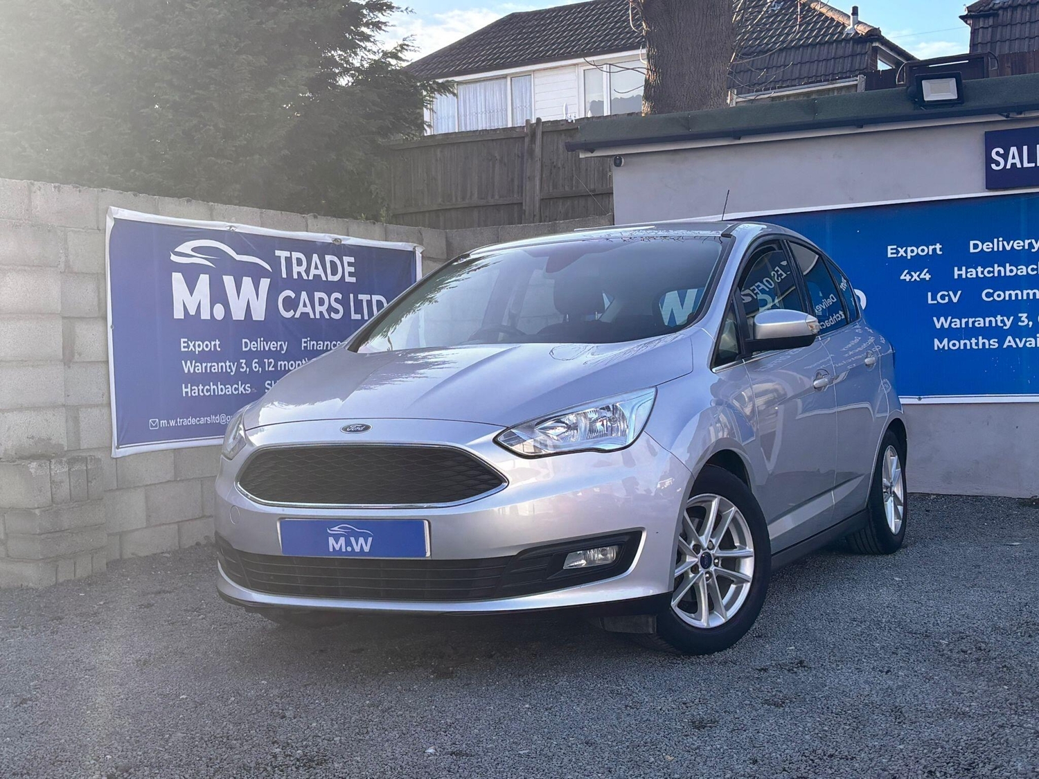 [ berth ]Ford C-MAX