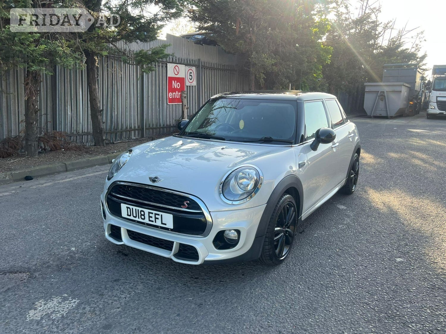 [ berth ]Mini Hatch