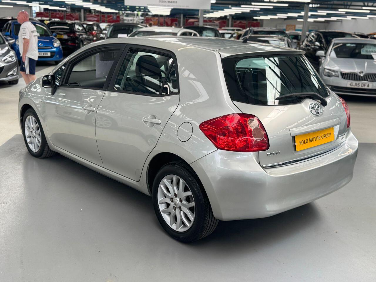 Toyota Auris Bolton