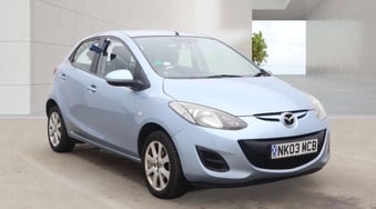Mazda Mazda2 2013