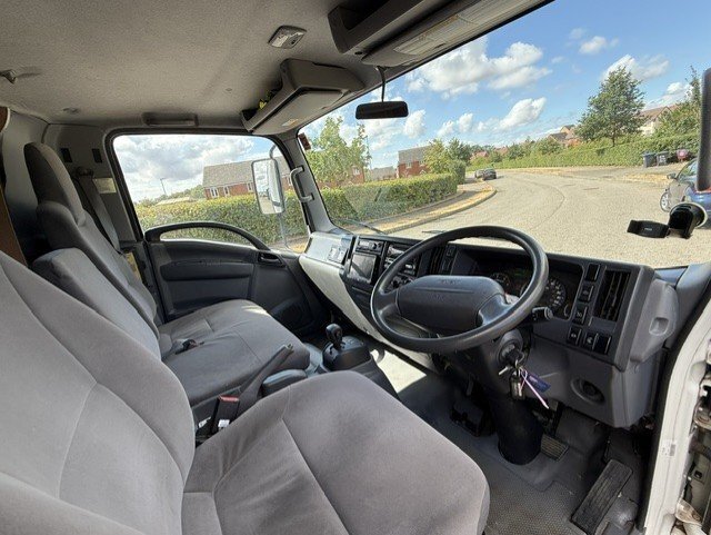 Equi-Trek Endeavour  Isuzu N75 190 Automatic  Horsebox - Trailers & Horseboxes