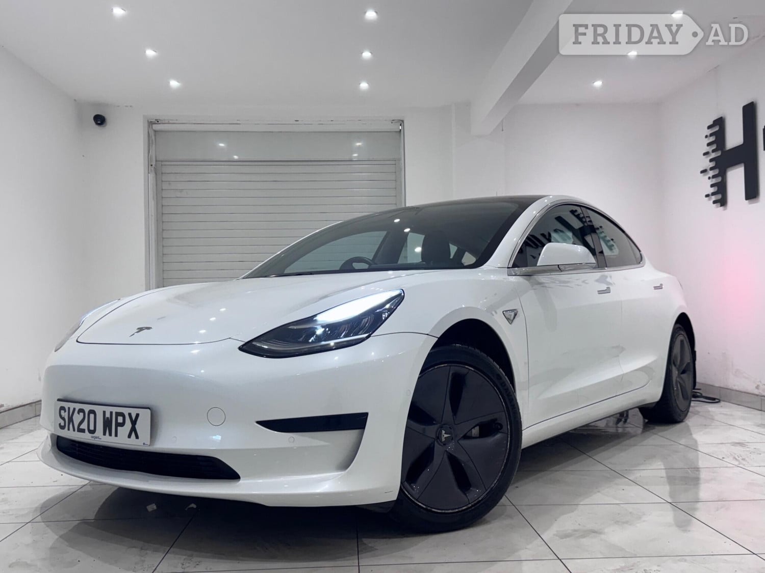 Tesla Model 3 2020 - Cars in Hounslow