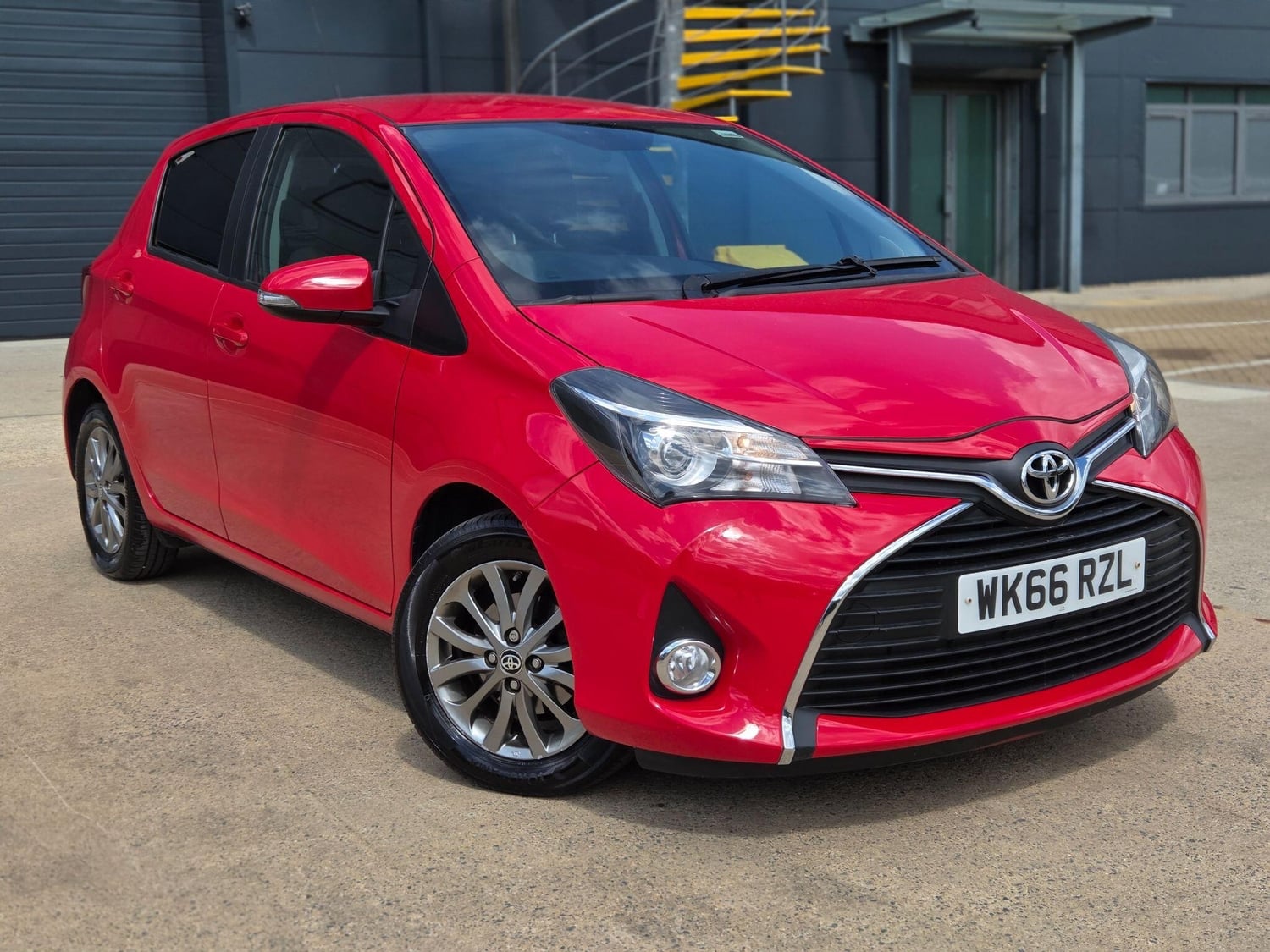Toyota Yaris 2016 in Slough