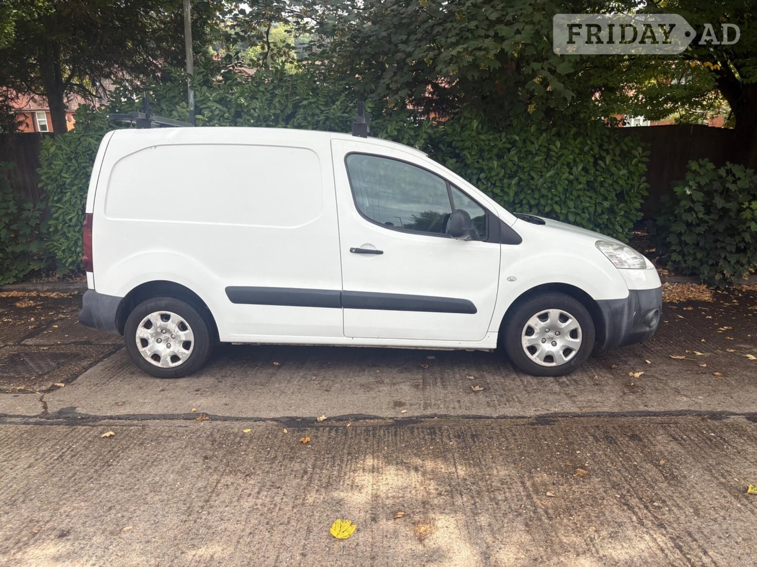 Peugeot Partner 2015 - Vans & Commercial Vehicles