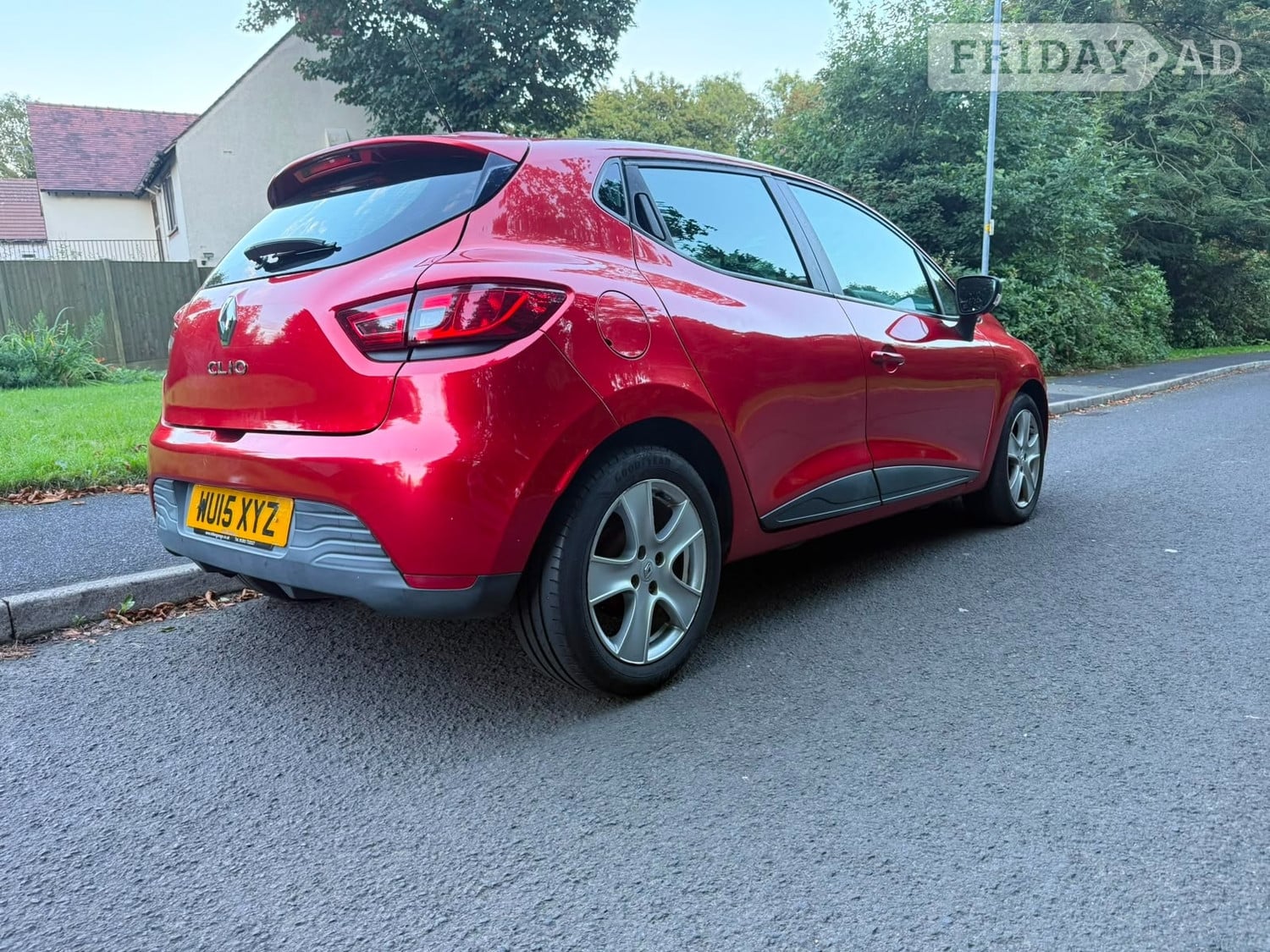[ berth ]Renault Clio