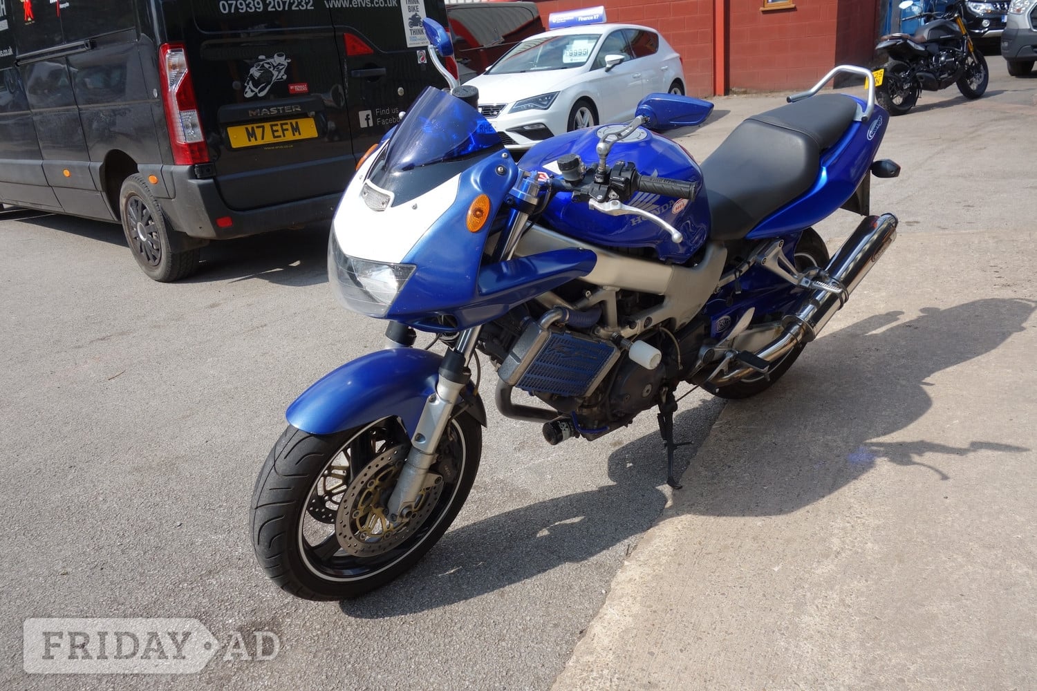 Honda VTR 2002 - Motorbikes, Scooters & Quads in Rugeley