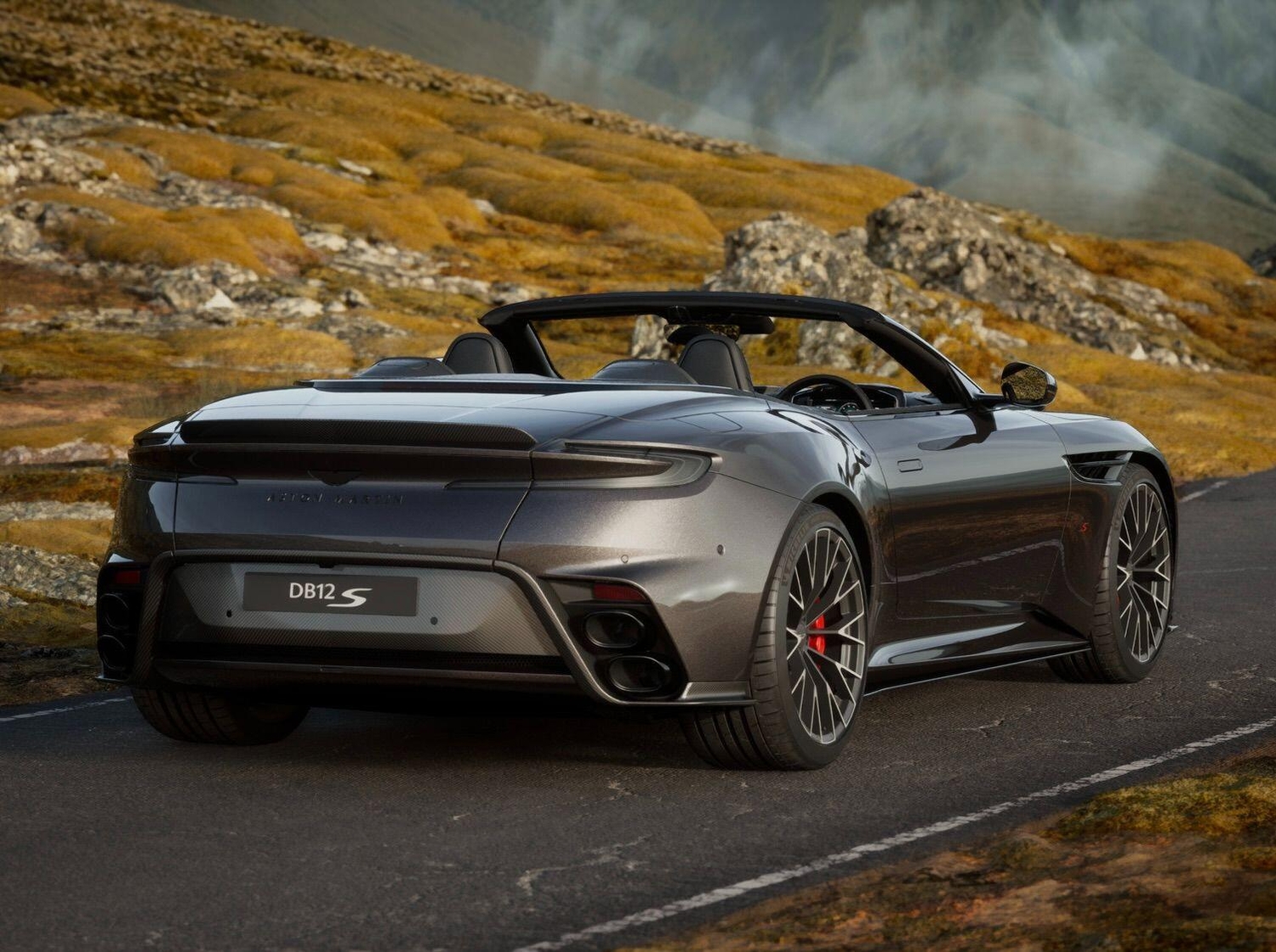 Aston Martin DB12 2026 - Cars