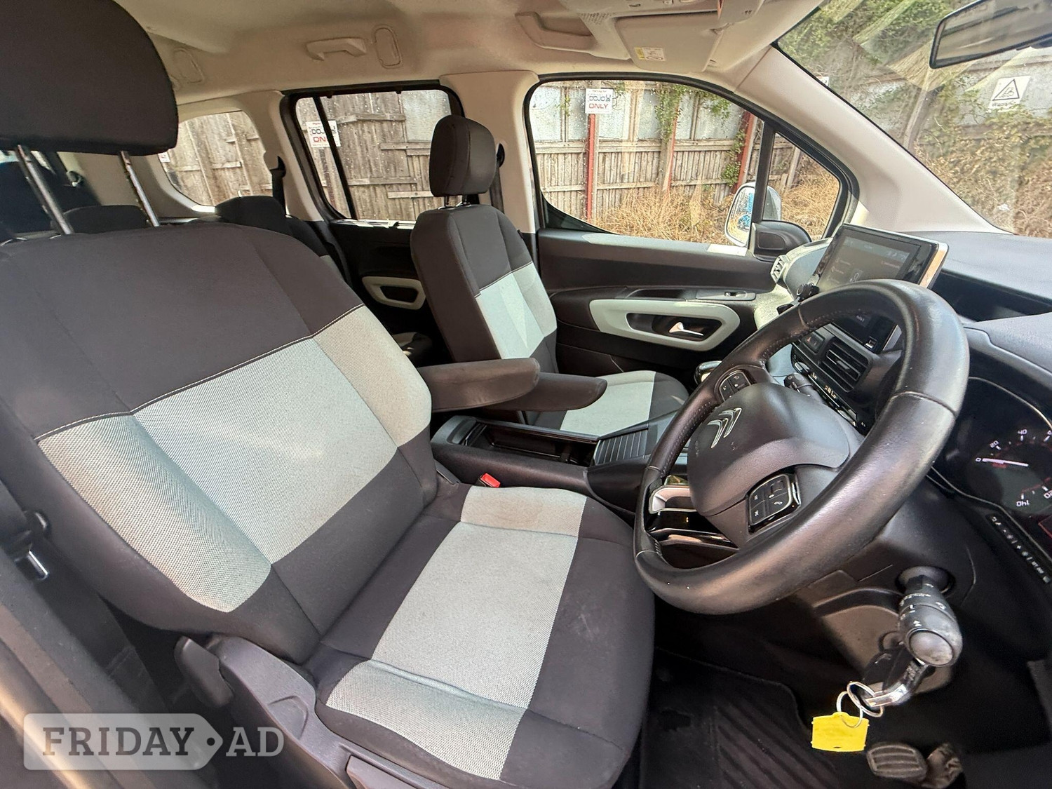 Citroen Berlingo 2019 - Cars in Bristol