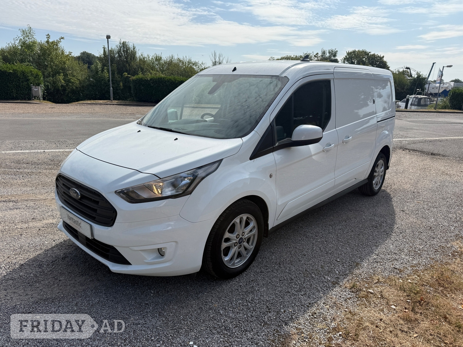 Ford Transit Connect Chertsey