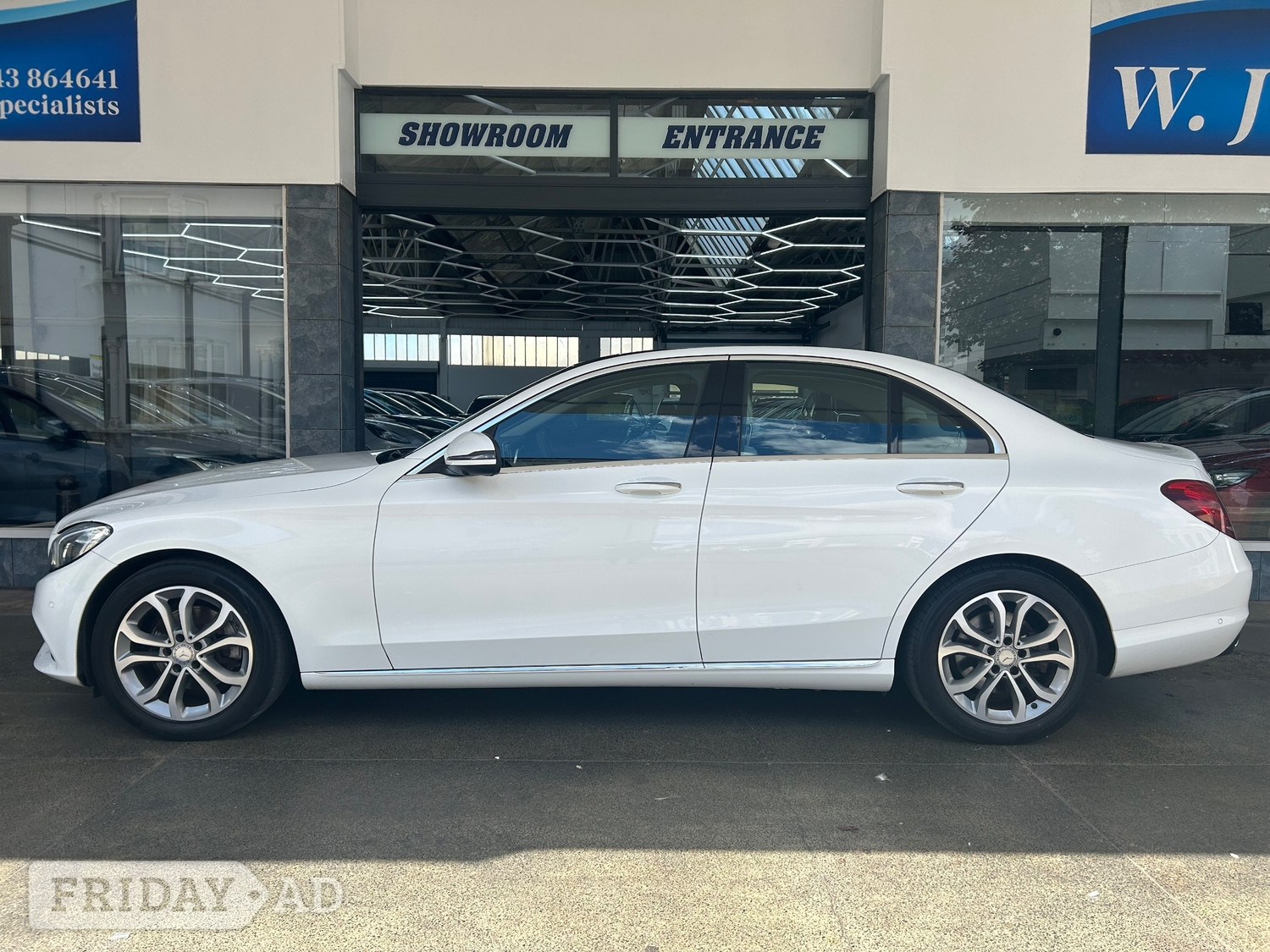 Mercedes-Benz C Class 2017 - Cars in Bognor Regis