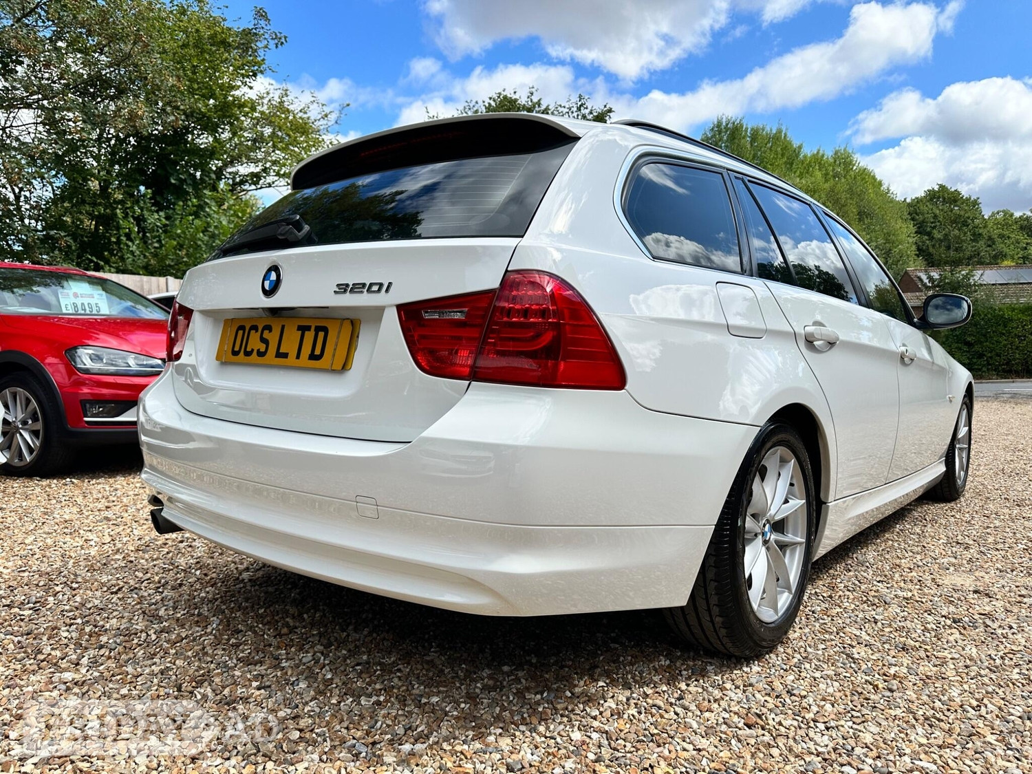 BMW 3 Series 2011 - Cars in Hook