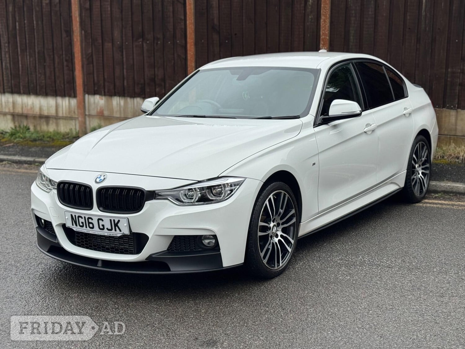 [ berth ]BMW 3 Series