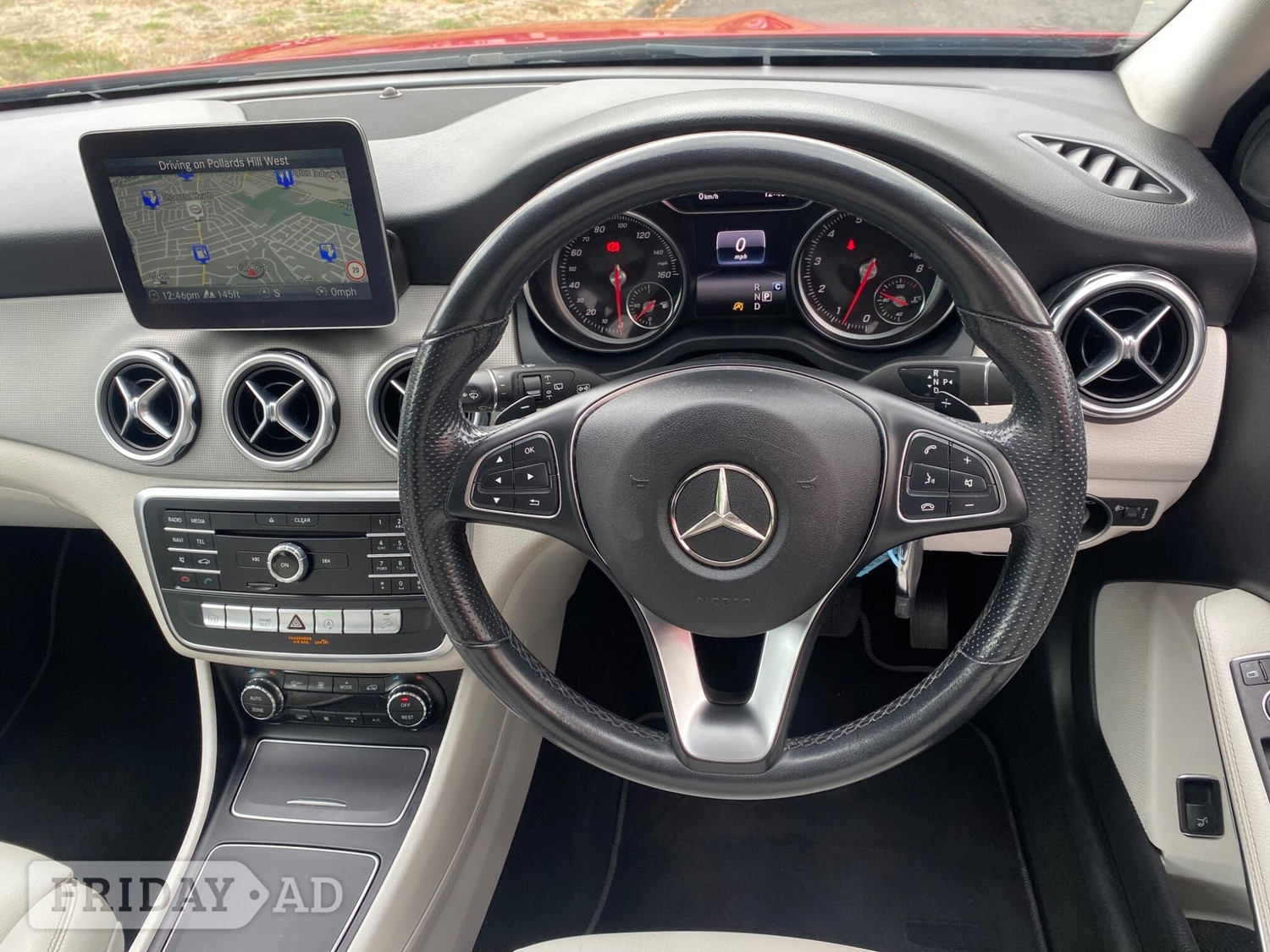 [ berth ]Mercedes-Benz GLA