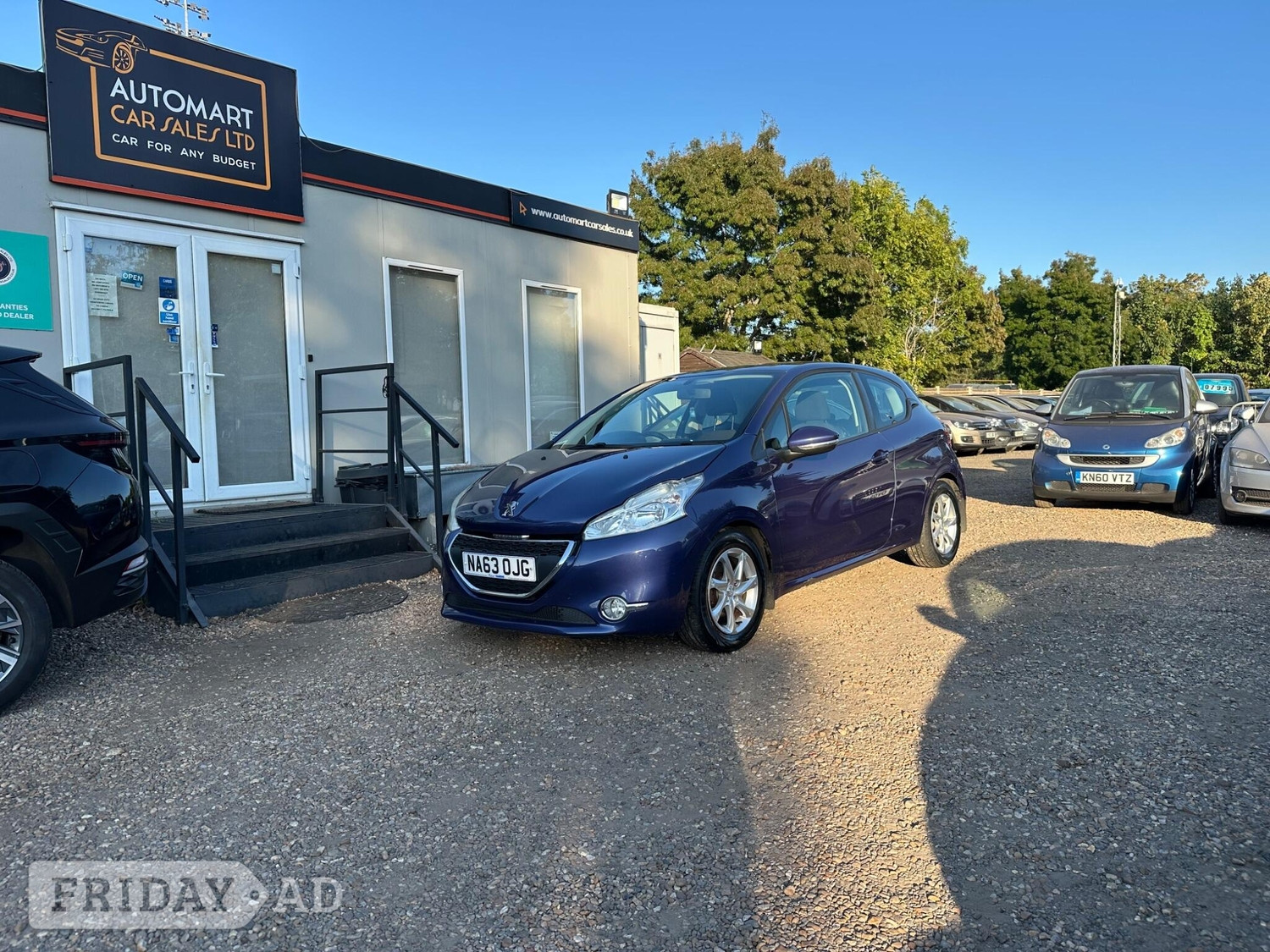 [ berth ]Peugeot 208