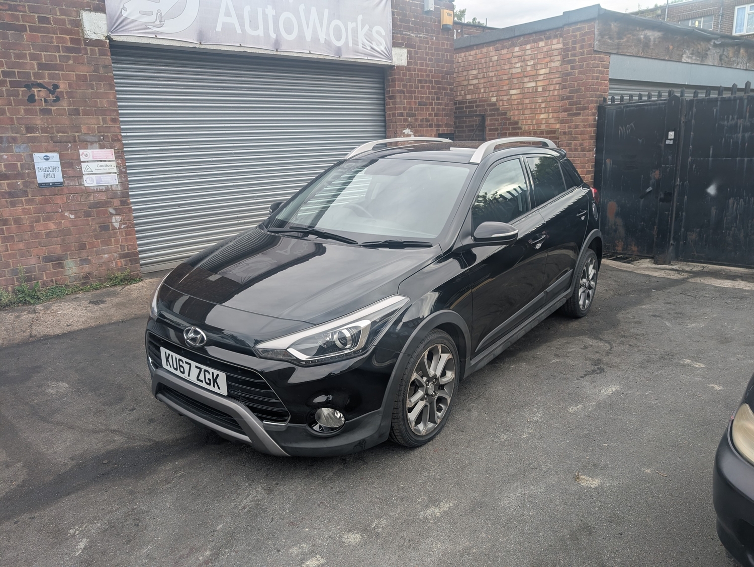 [ berth ]Hyundai i20