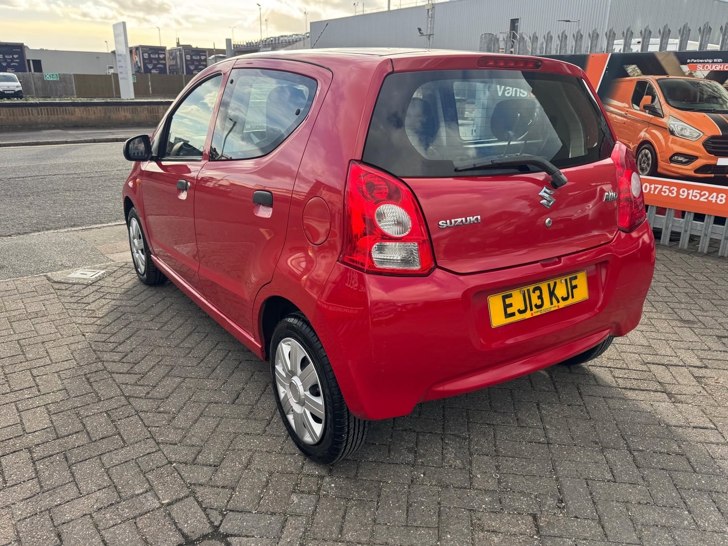 [ berth ]Suzuki Alto