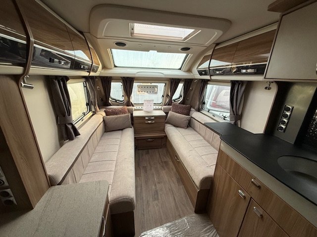 Swift Elegance 480 Royston