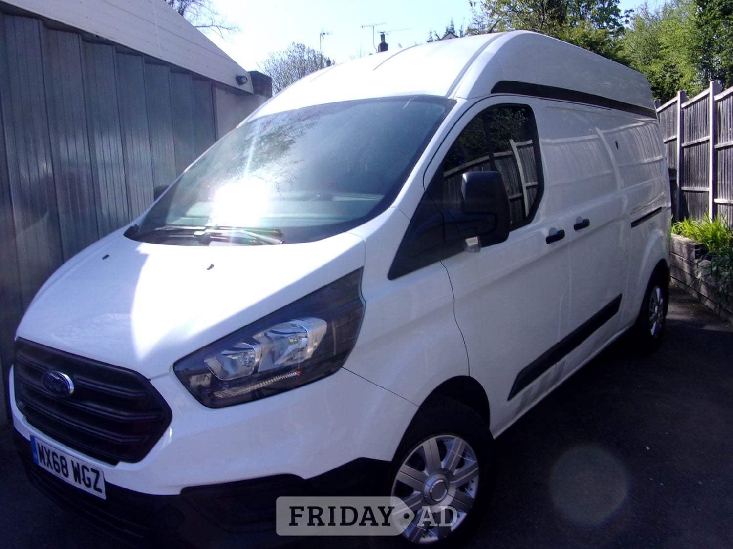 Ford Transit Custom 2018 in Godstone