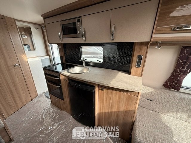 Swift Challenger 530 2020 - Motorhomes & Caravans in Royston