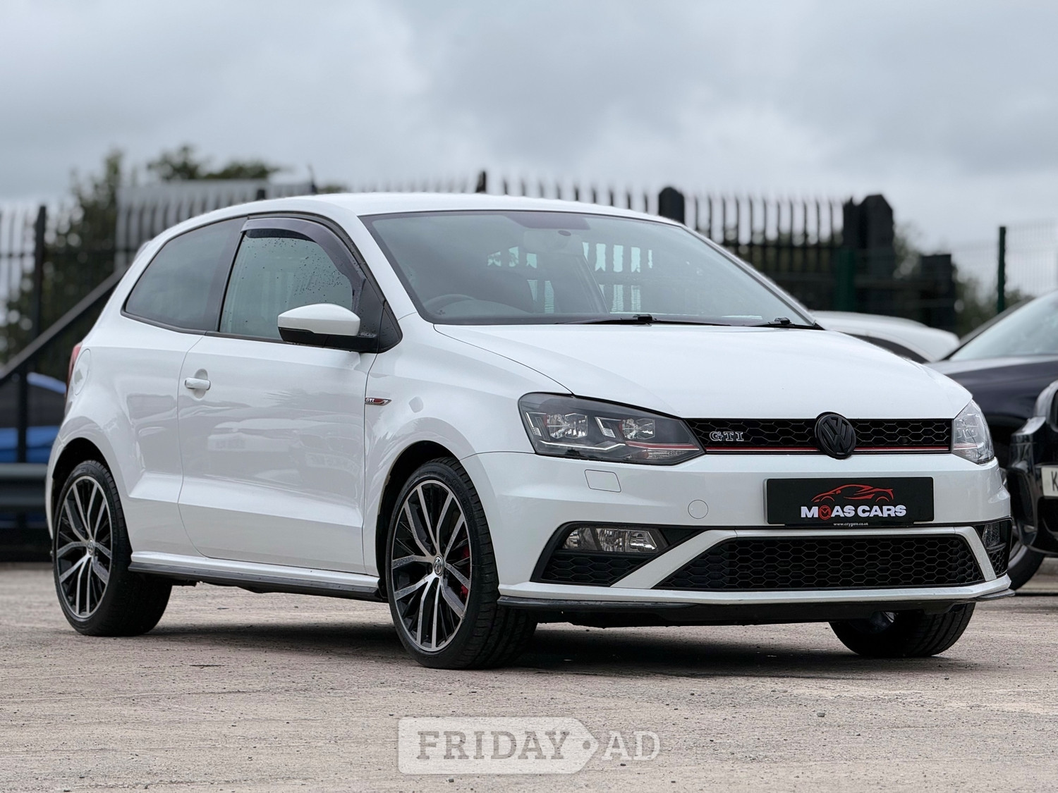 Volkswagen Polo 2017 - Cars in Blackburn