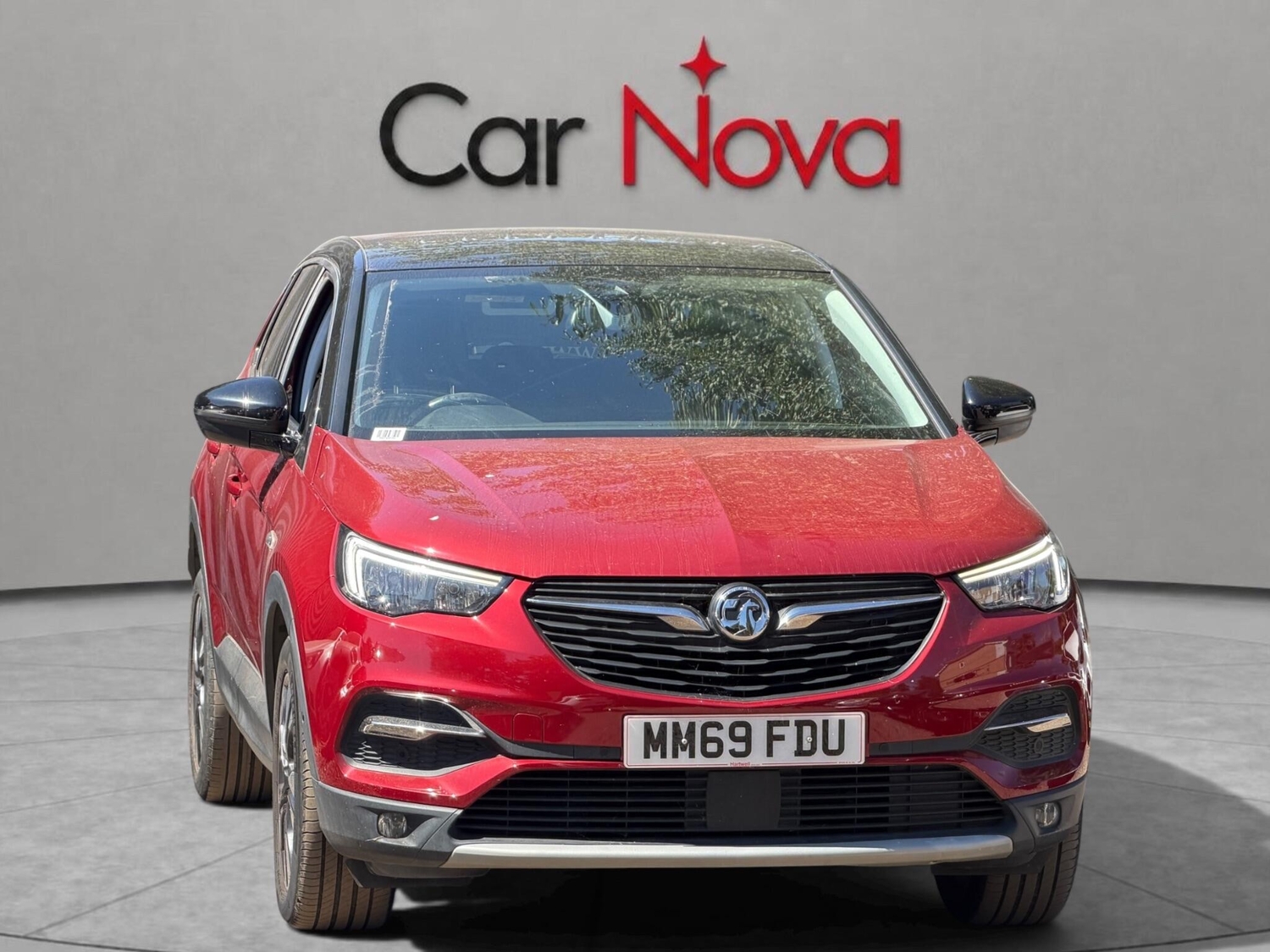 Vauxhall Grandland X 2019 in Staines