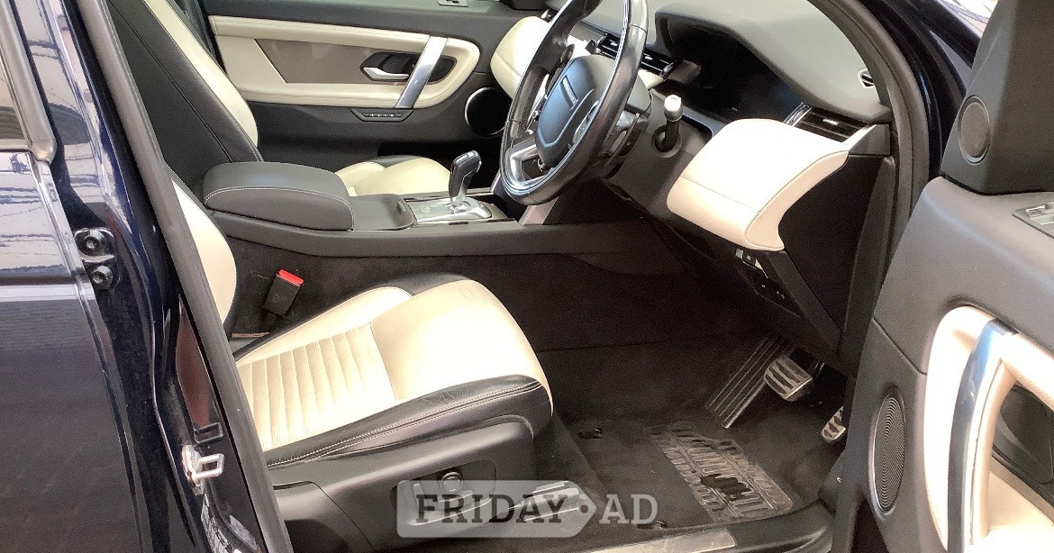 Land Rover Discovery Sport 2019 - Cars in St. Helens