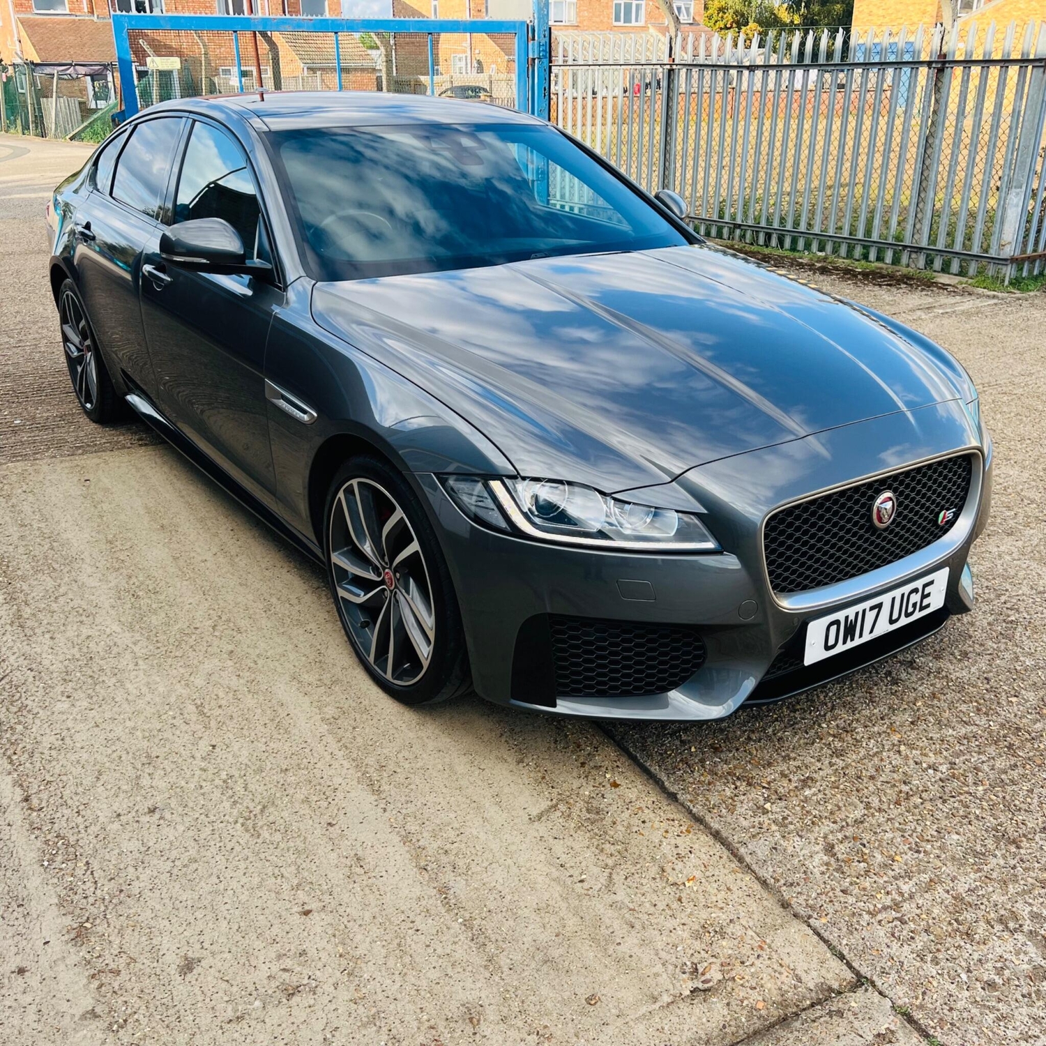 Jaguar XF 2017 - Cars in Peterborough