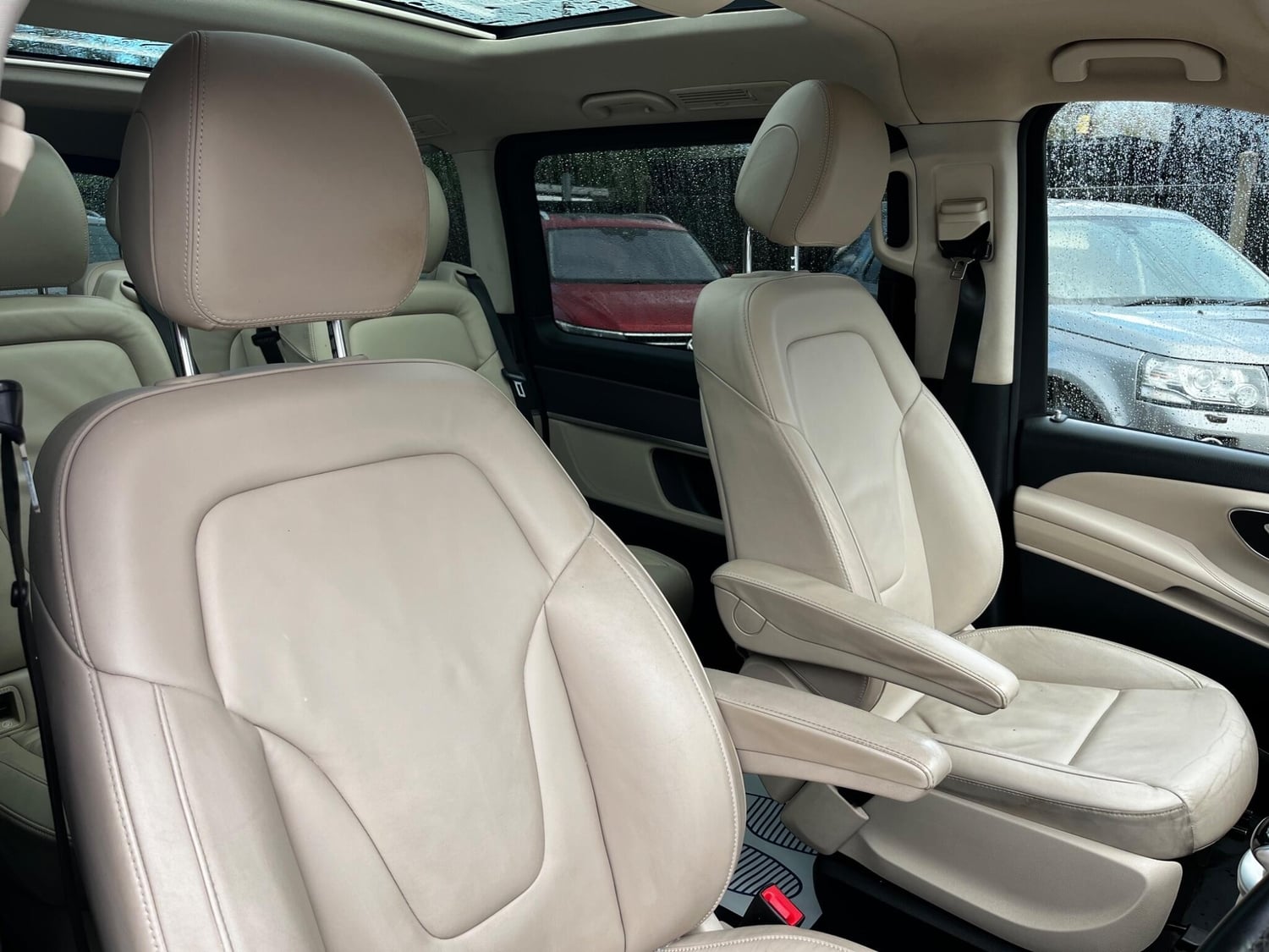 Mercedes-Benz V Class 2019 - Cars