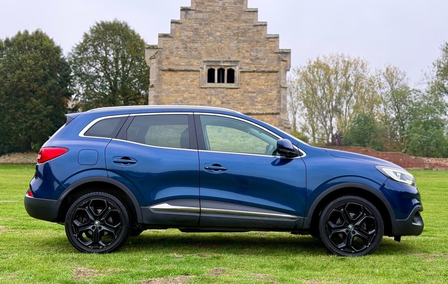 [ berth ]Renault Kadjar