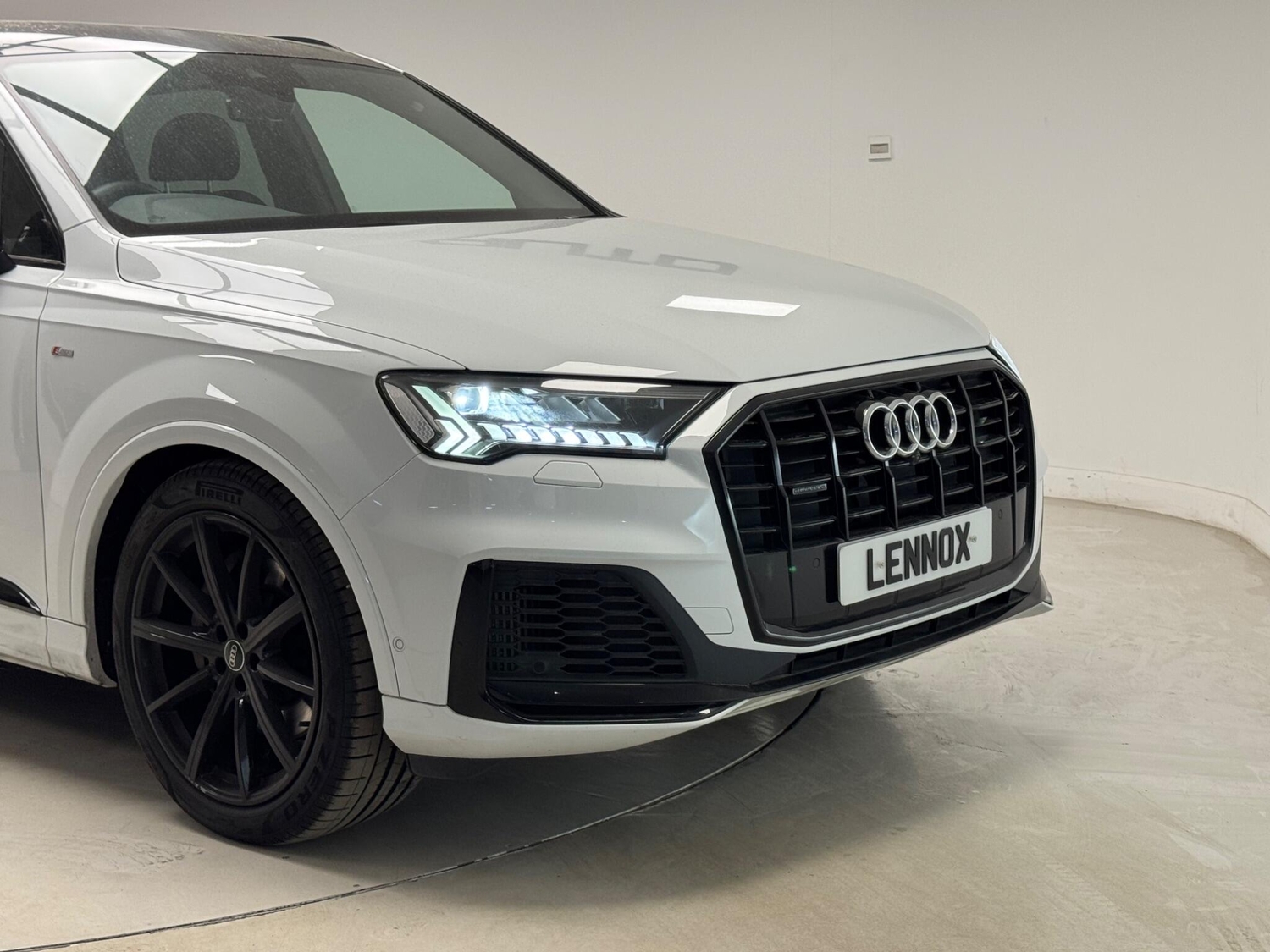 Audi Q7 2022 - Cars