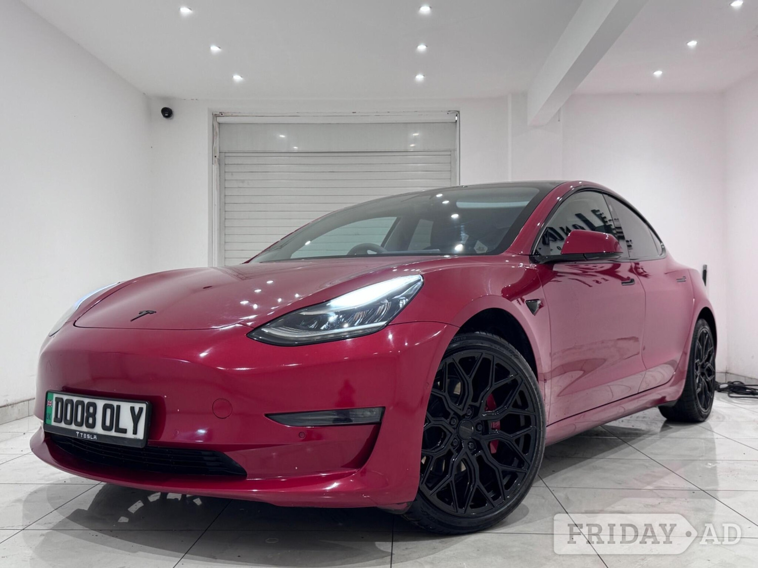 Tesla Model 3 2020 - Cars in Hounslow